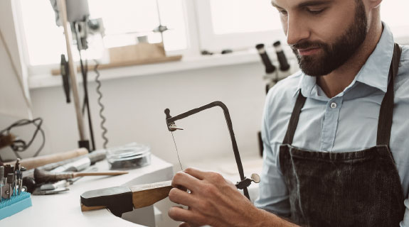 Herstellung Haarschmuck von Oakland